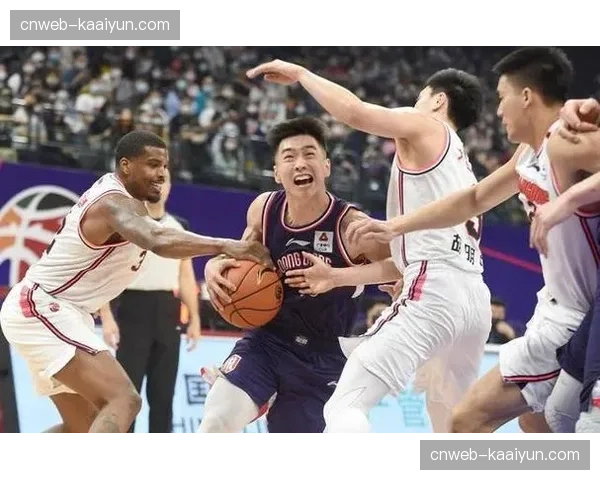 新鹏城五球来自不同进攻方式 战术体系灵活性增强